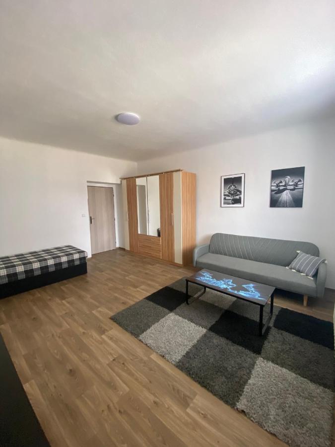 Cerna Ruze - Apartman 3 Plzeň Eksteriør bilde