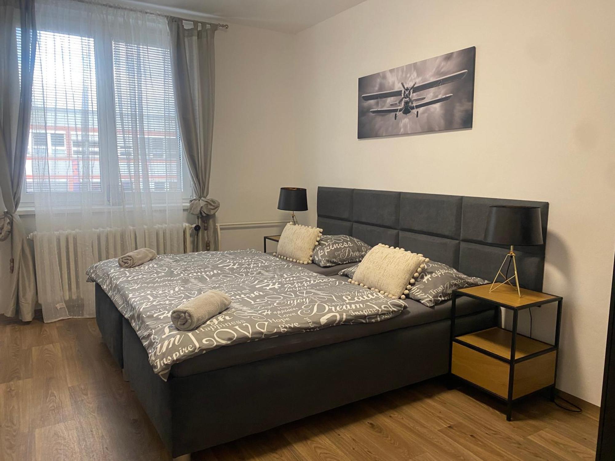 Cerna Ruze - Apartman 3 Plzeň Eksteriør bilde