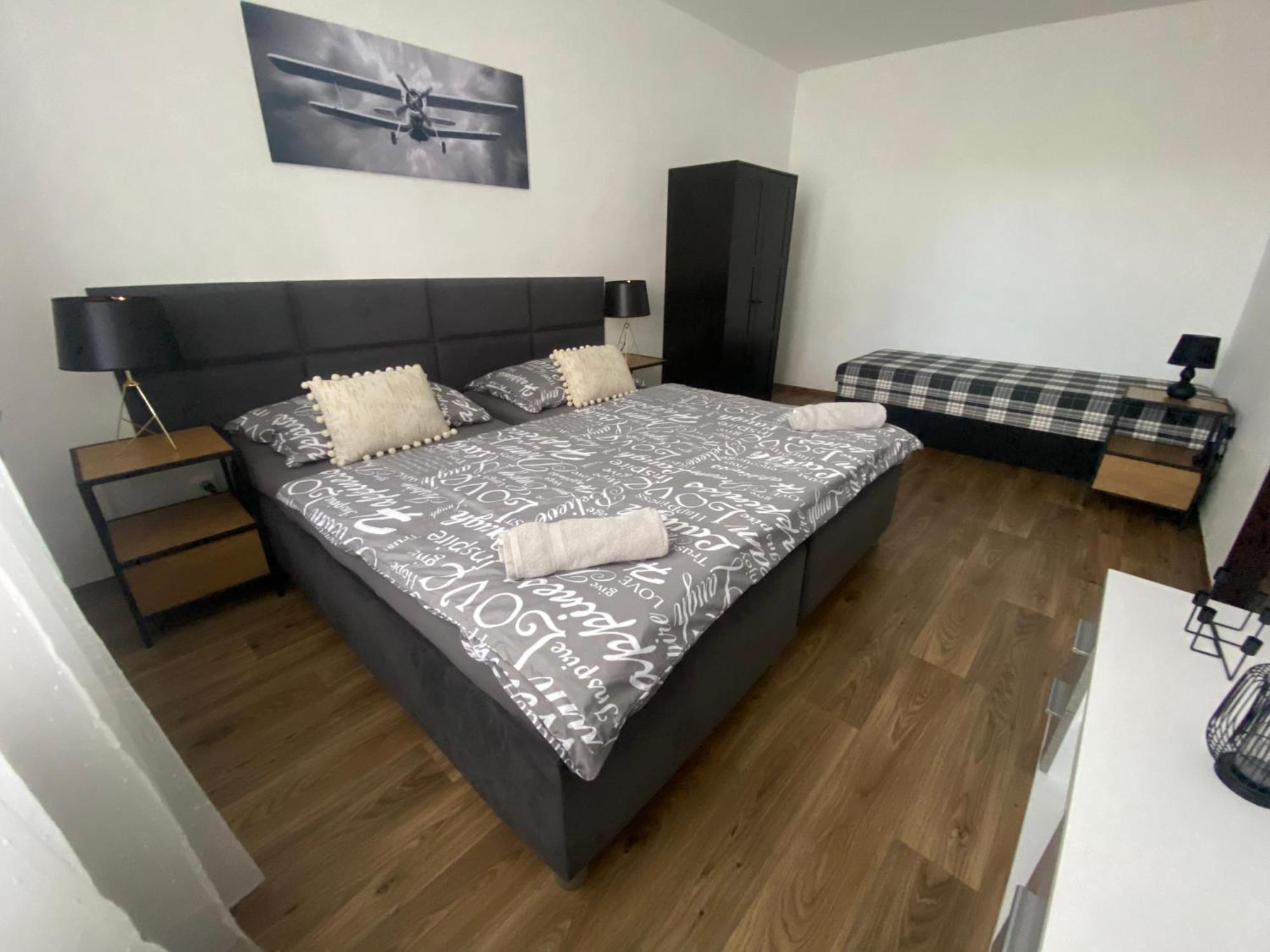 Cerna Ruze - Apartman 3 Plzeň Eksteriør bilde